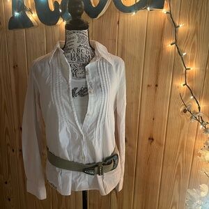 🤍 🦅 American Eagle Outfitters White Button Down Shirt 🦅 🤍